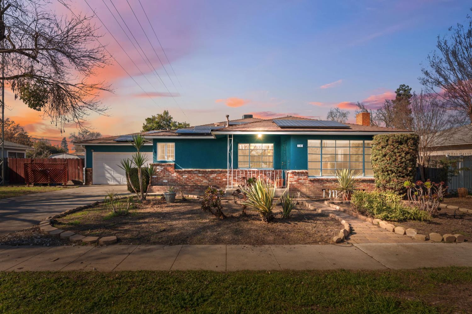 3117 N 8Th St, Fresno, CA 93703