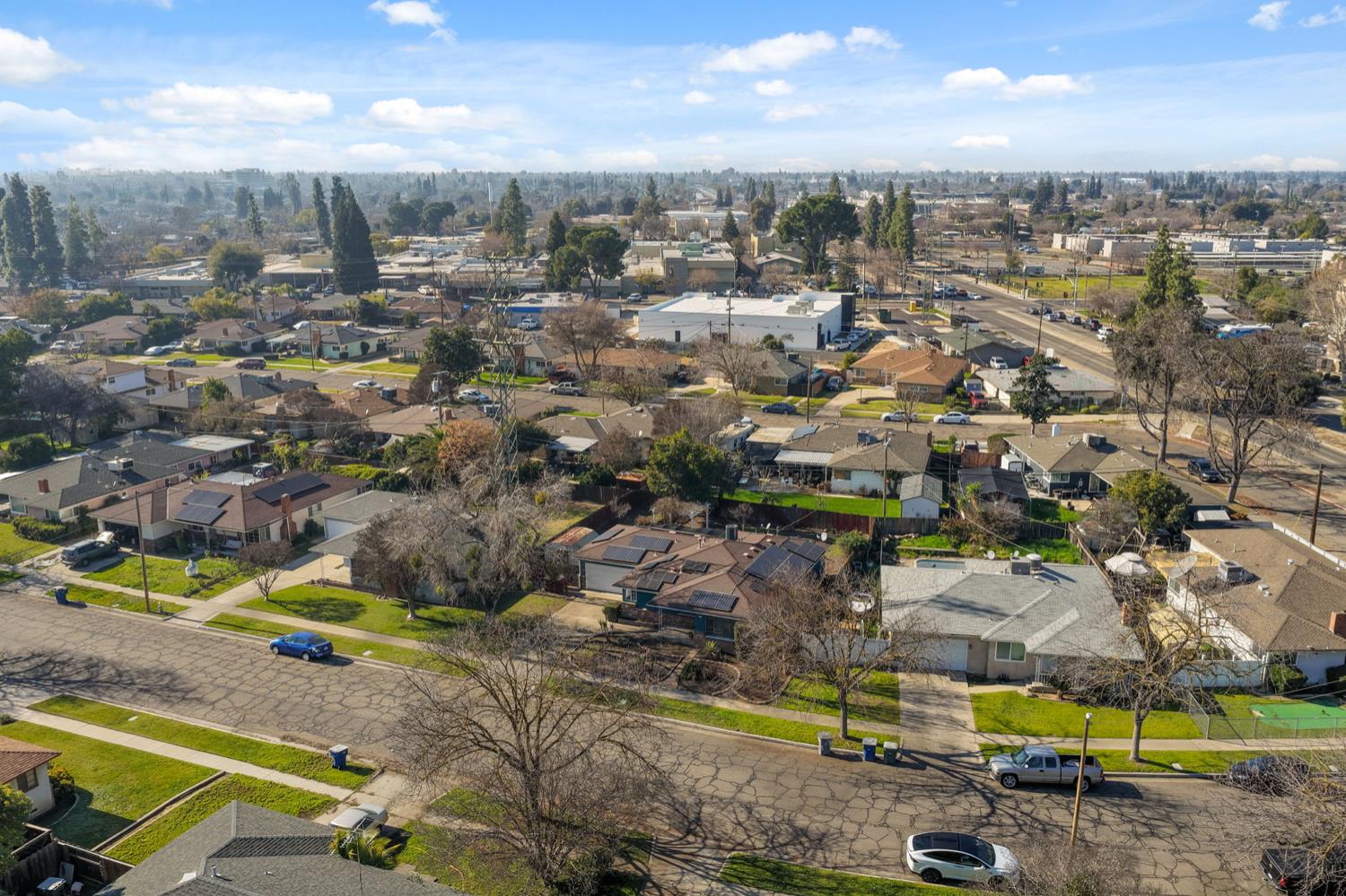 3117 N 8Th St, Fresno, CA 93703