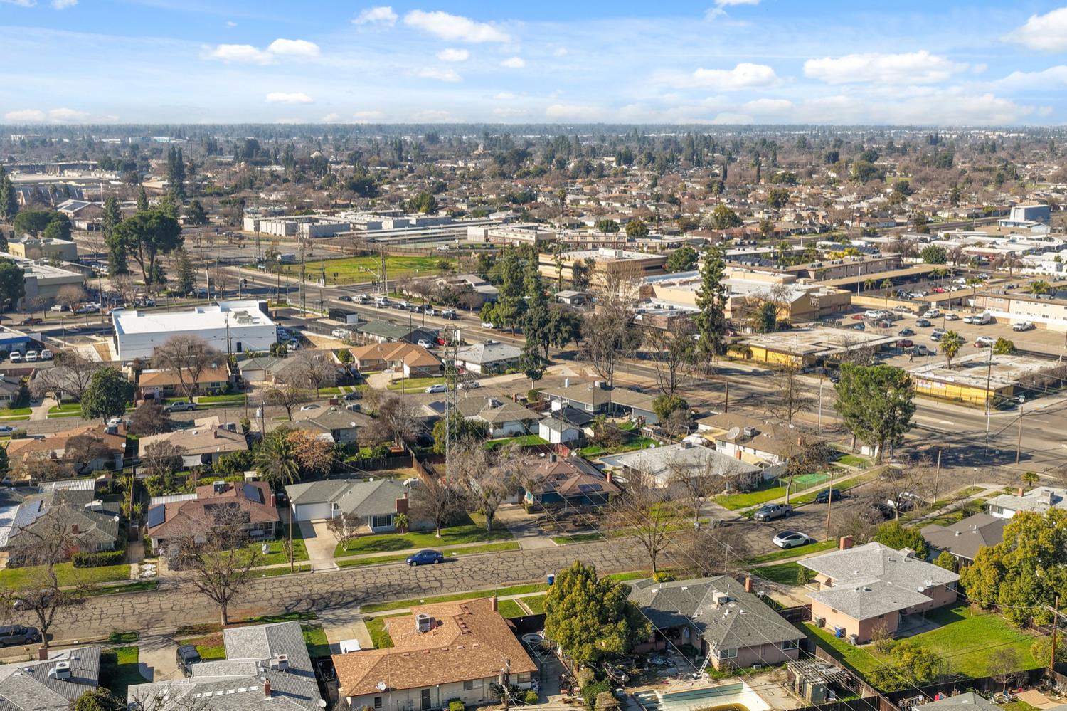 3117 N 8Th St, Fresno, CA 93703