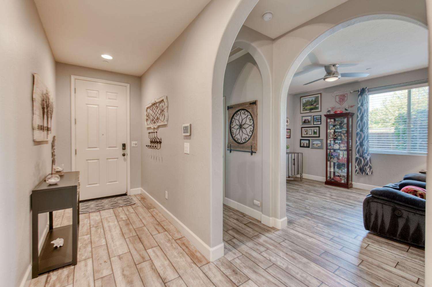 3044 N Jason Ave, Fresno, CA 93737