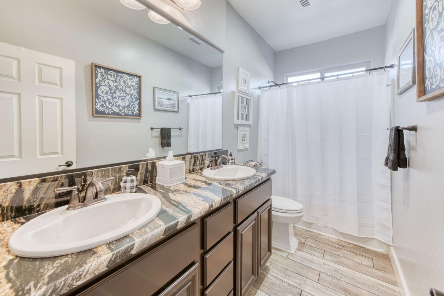 3044 N Jason Ave, Fresno, CA 93737