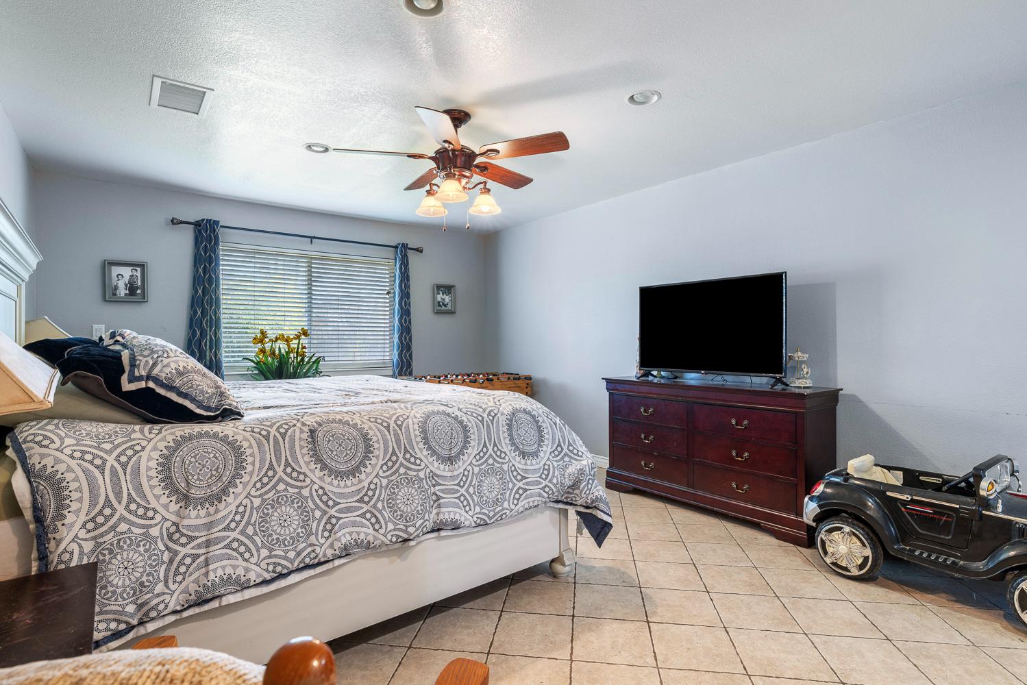 34786 Avenue 15, Madera, CA 93636