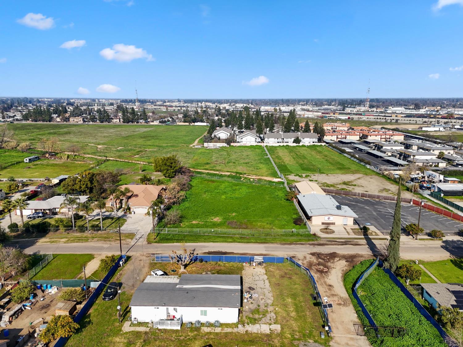 3232 Princeton, Fresno, CA 93722