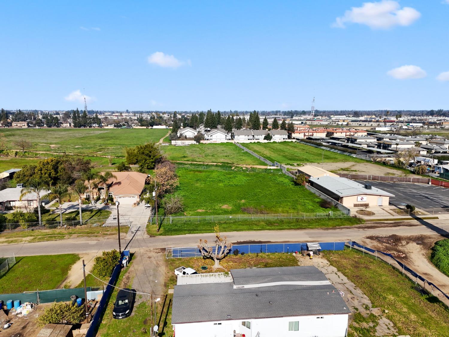 3232 Princeton, Fresno, CA 93722