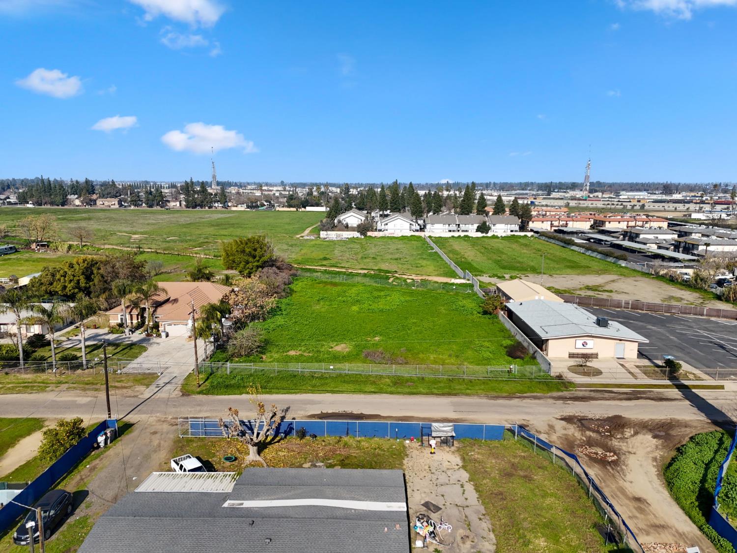 3232 Princeton, Fresno, CA 93722