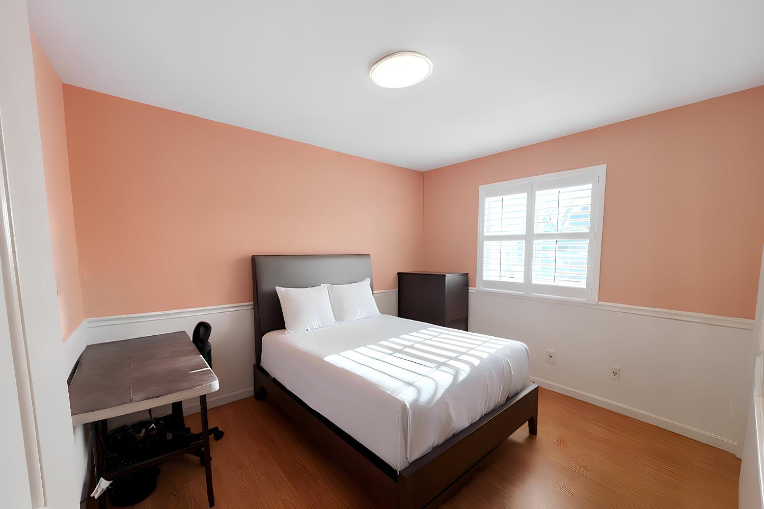 1815 E Frederick, Fresno, CA 93720