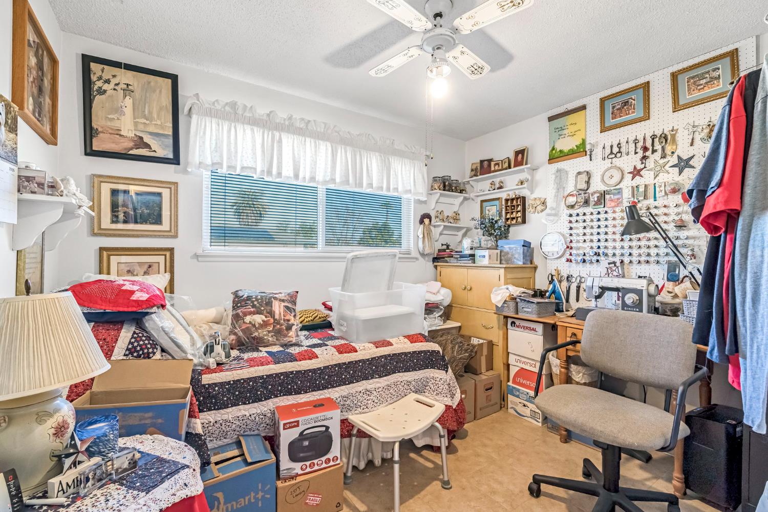 2515 W Lansing Way, Fresno, CA 93705