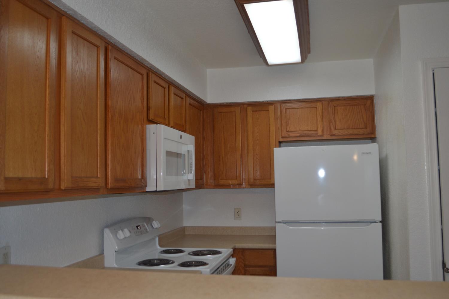 2881 Huntington Blvd #235, Fresno, CA 93721