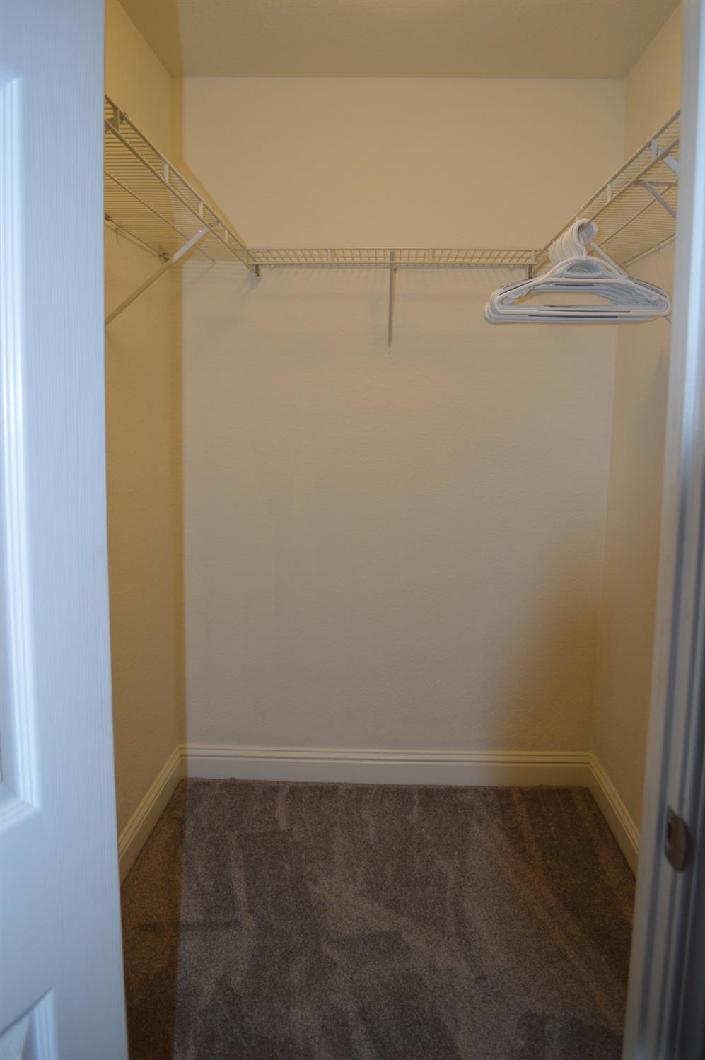 2881 Huntington Blvd #235, Fresno, CA 93721