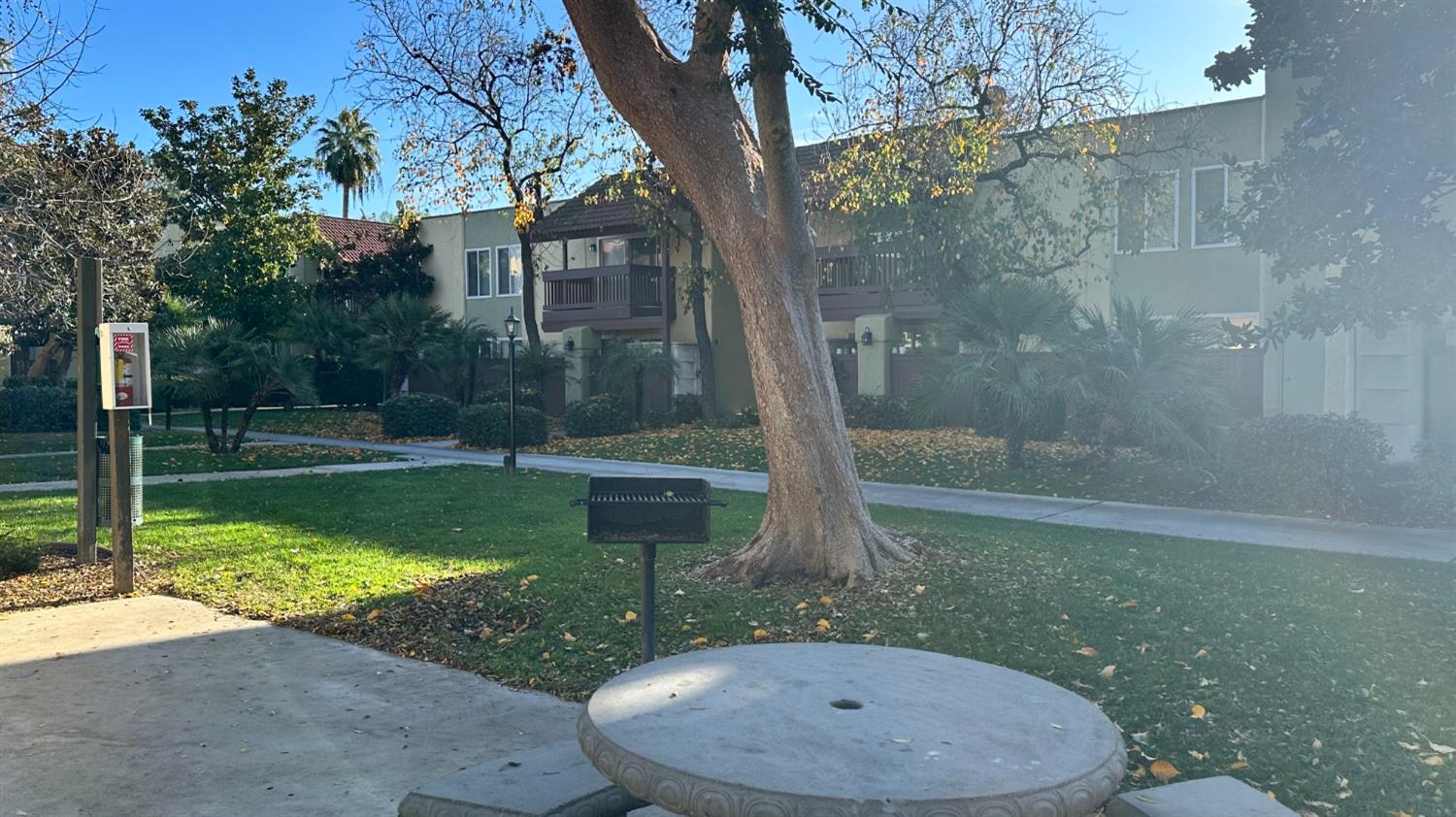 2881 Huntington Blvd #235, Fresno, CA 93721