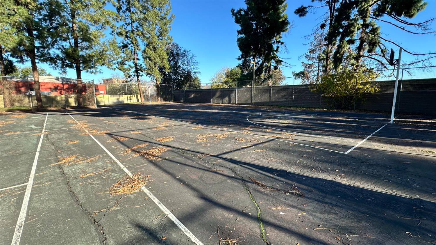 2881 Huntington Blvd #235, Fresno, CA 93721