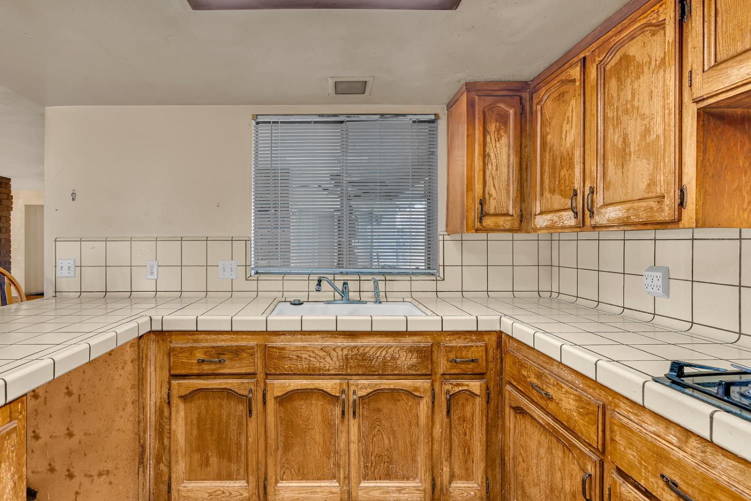 2160 3Rd St, Sanger, CA 93657