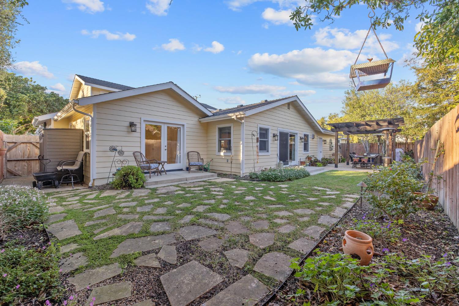 340 D St, Cayucos, CA 93430