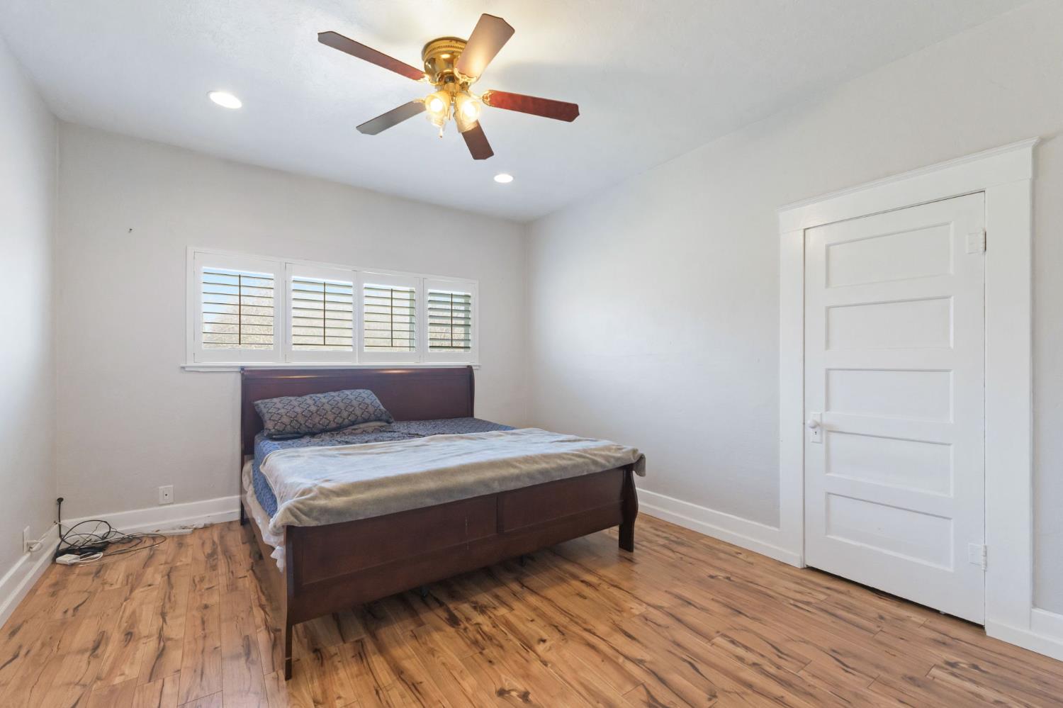 3708 W North Ave, Fresno, CA 93706