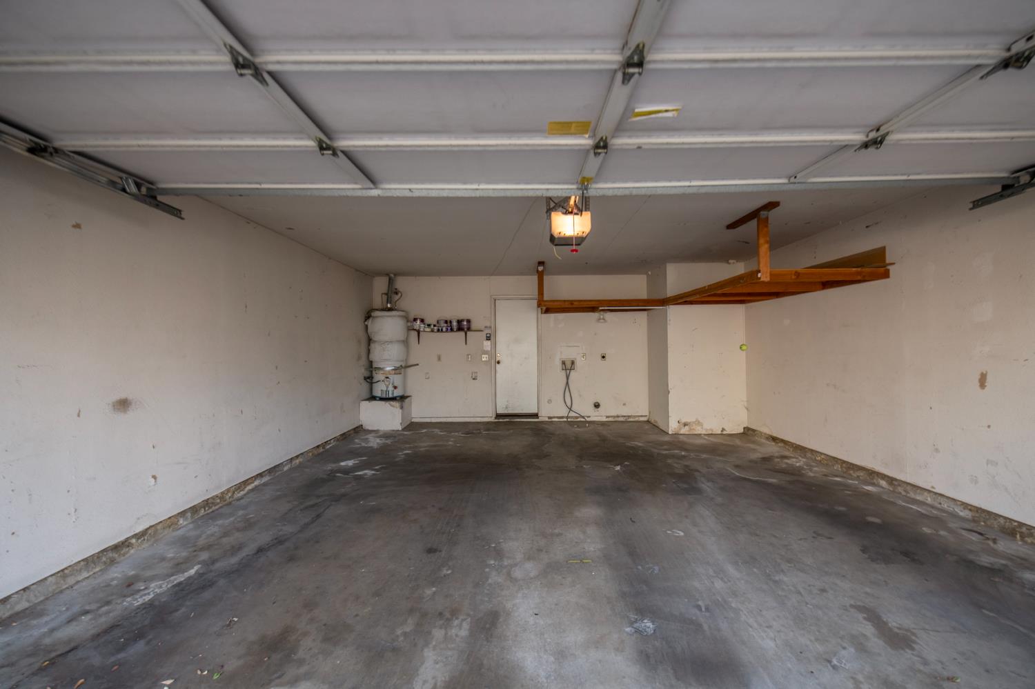 1423 Plymouth Rock Way, Clovis, CA 93612