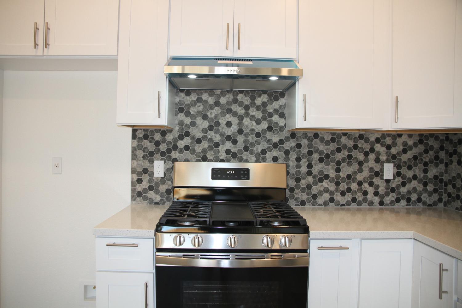 728 W Vassar, Fresno, CA 93705