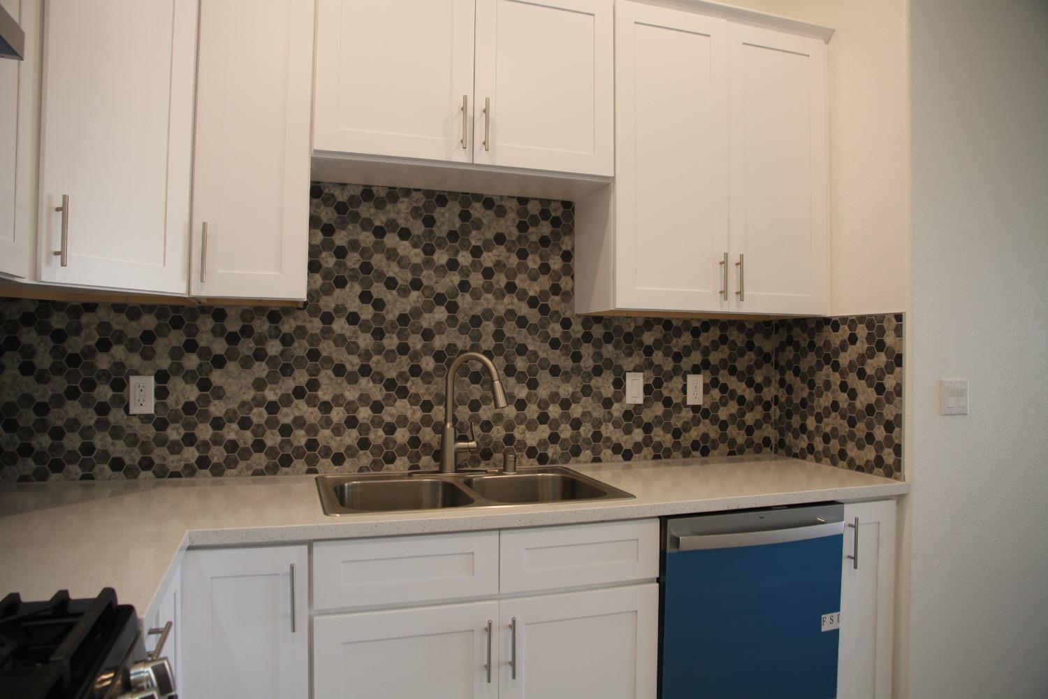 728 W Vassar, Fresno, CA 93705