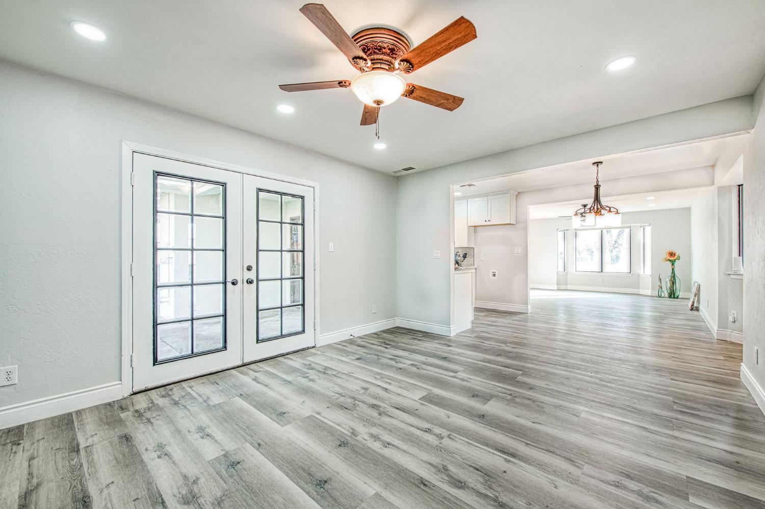 5901 E Madison Ave, Fresno, CA 93727