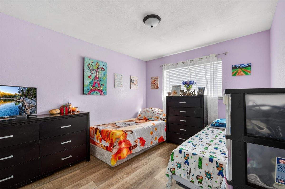 2931 Paula Dr, Clovis, CA 93612