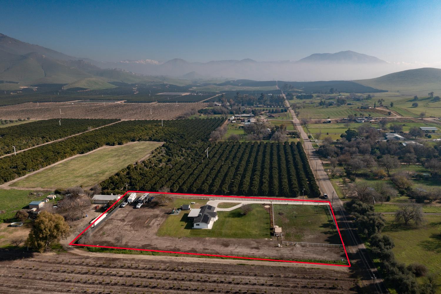 21096 E Weldon Ave, Sanger, CA 93657