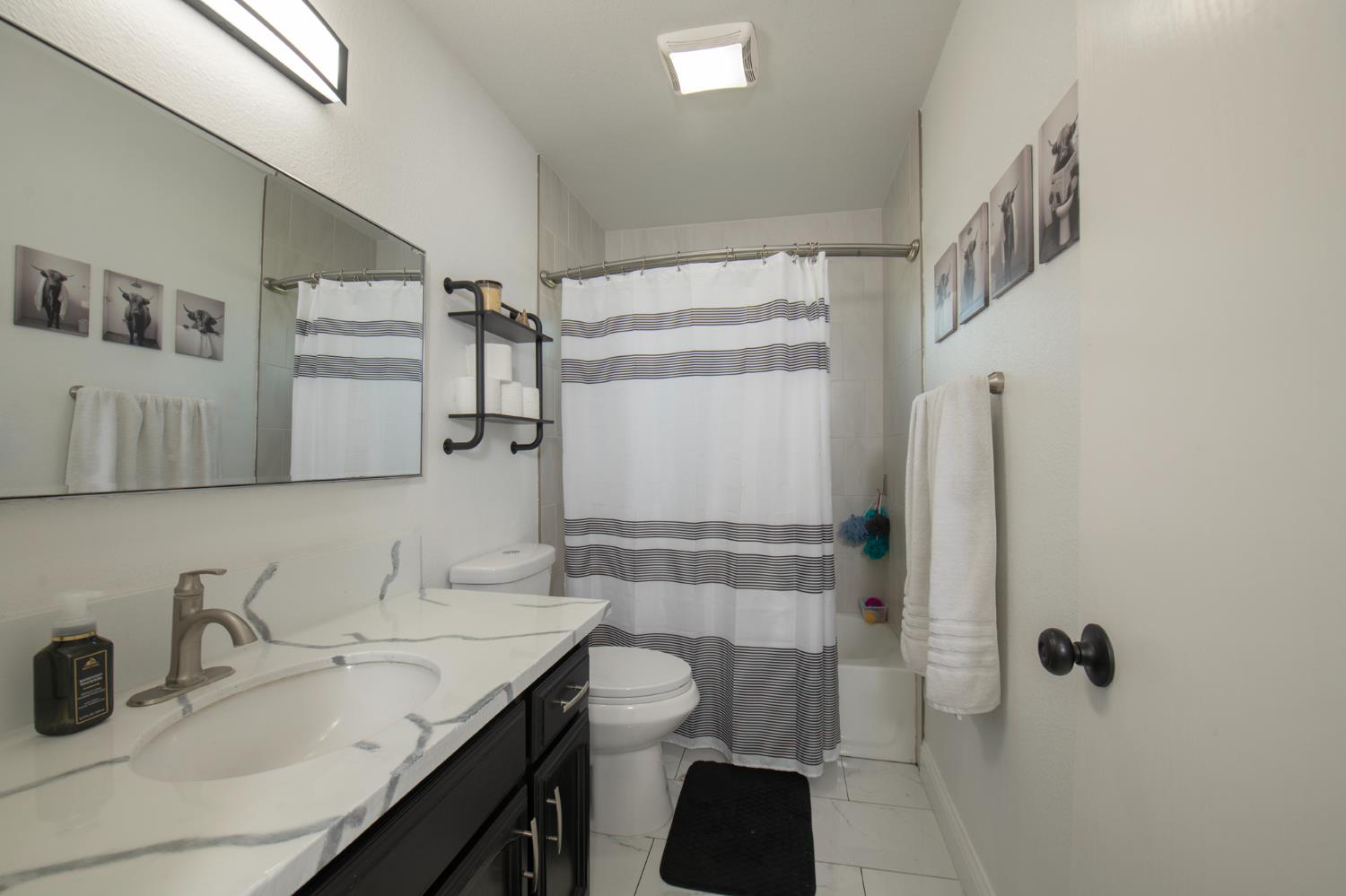 21096 E Weldon Ave, Sanger, CA 93657