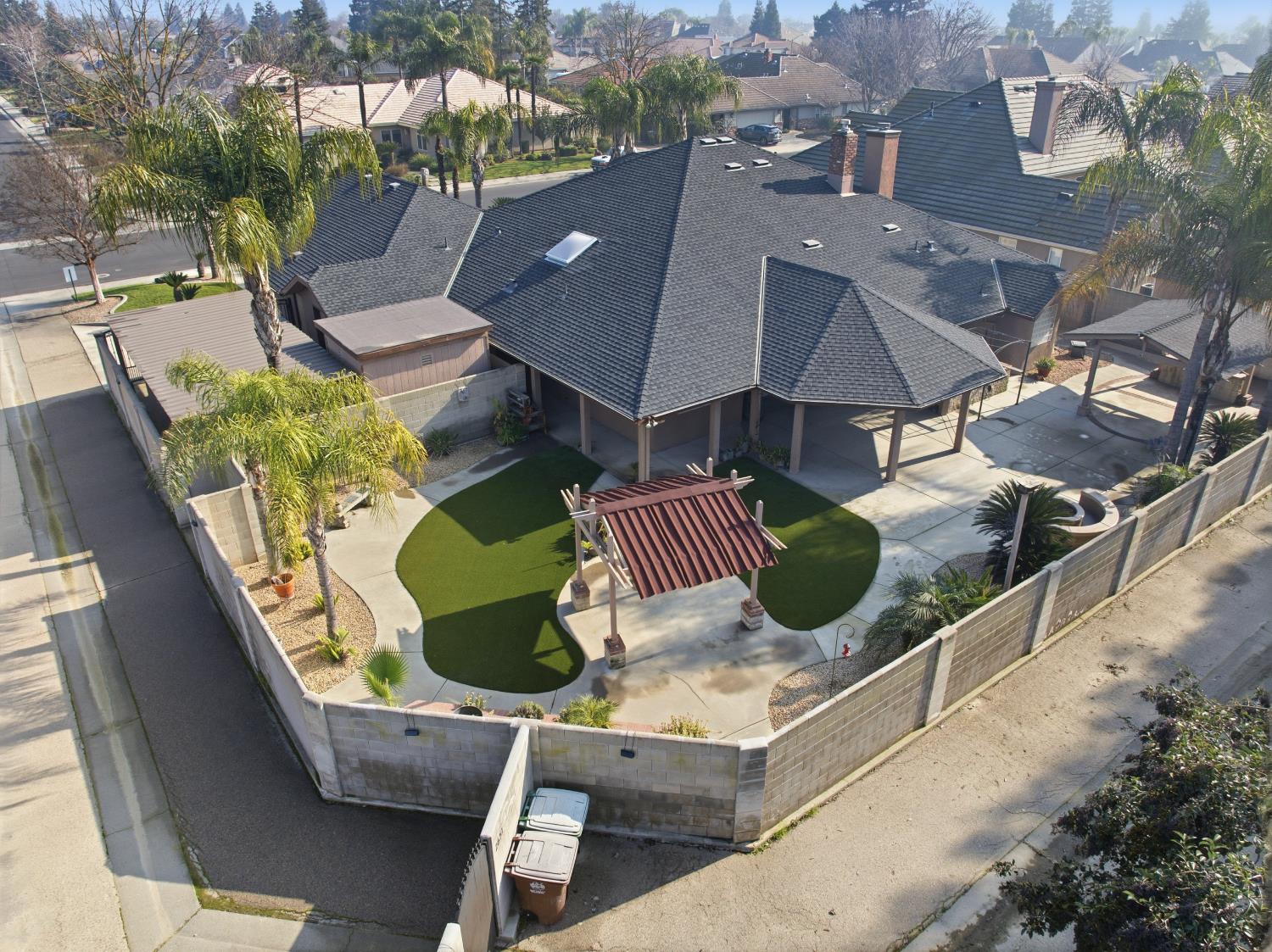 2651 19th Ave, Kingsburg, CA 93631