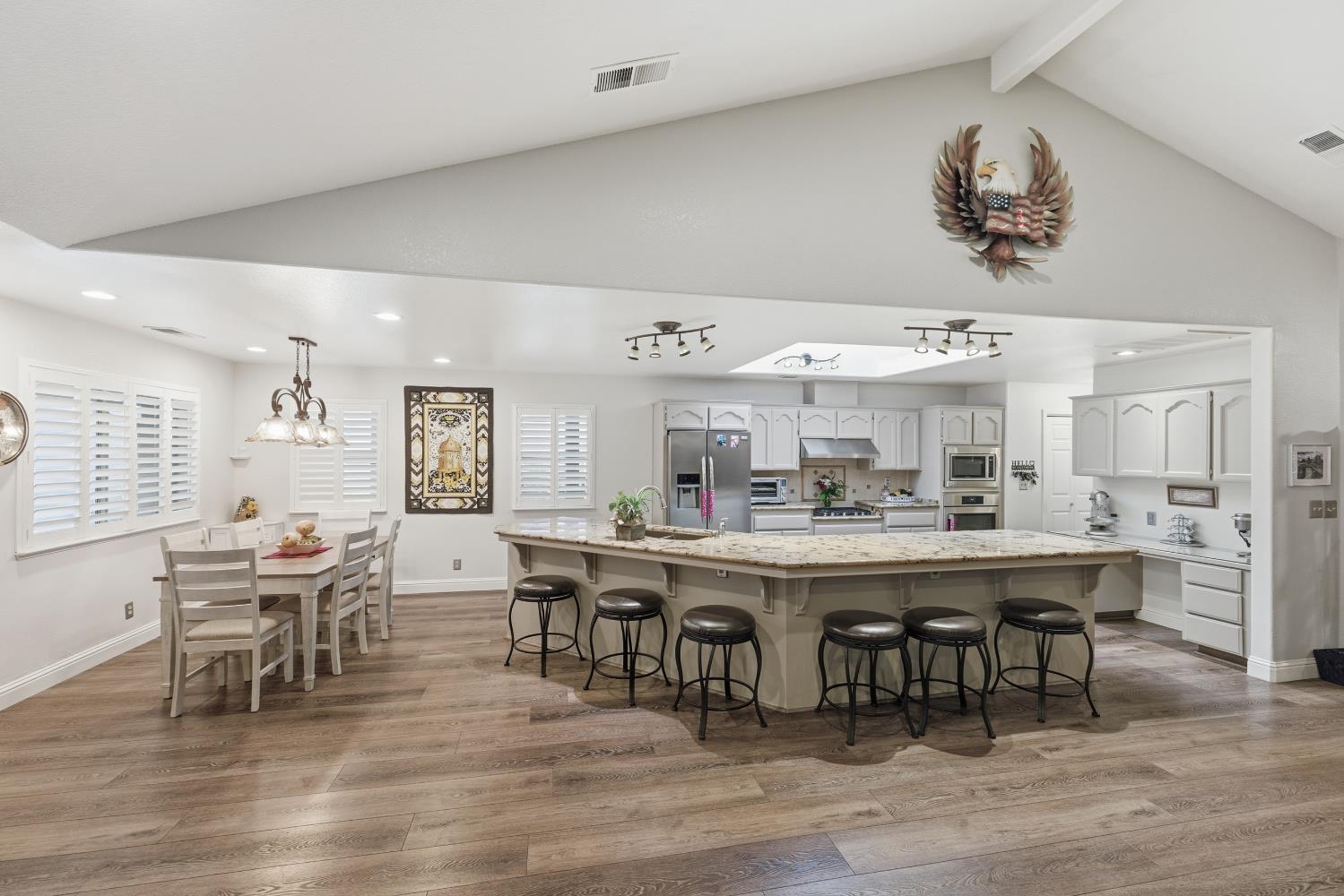 2651 19th Ave, Kingsburg, CA 93631