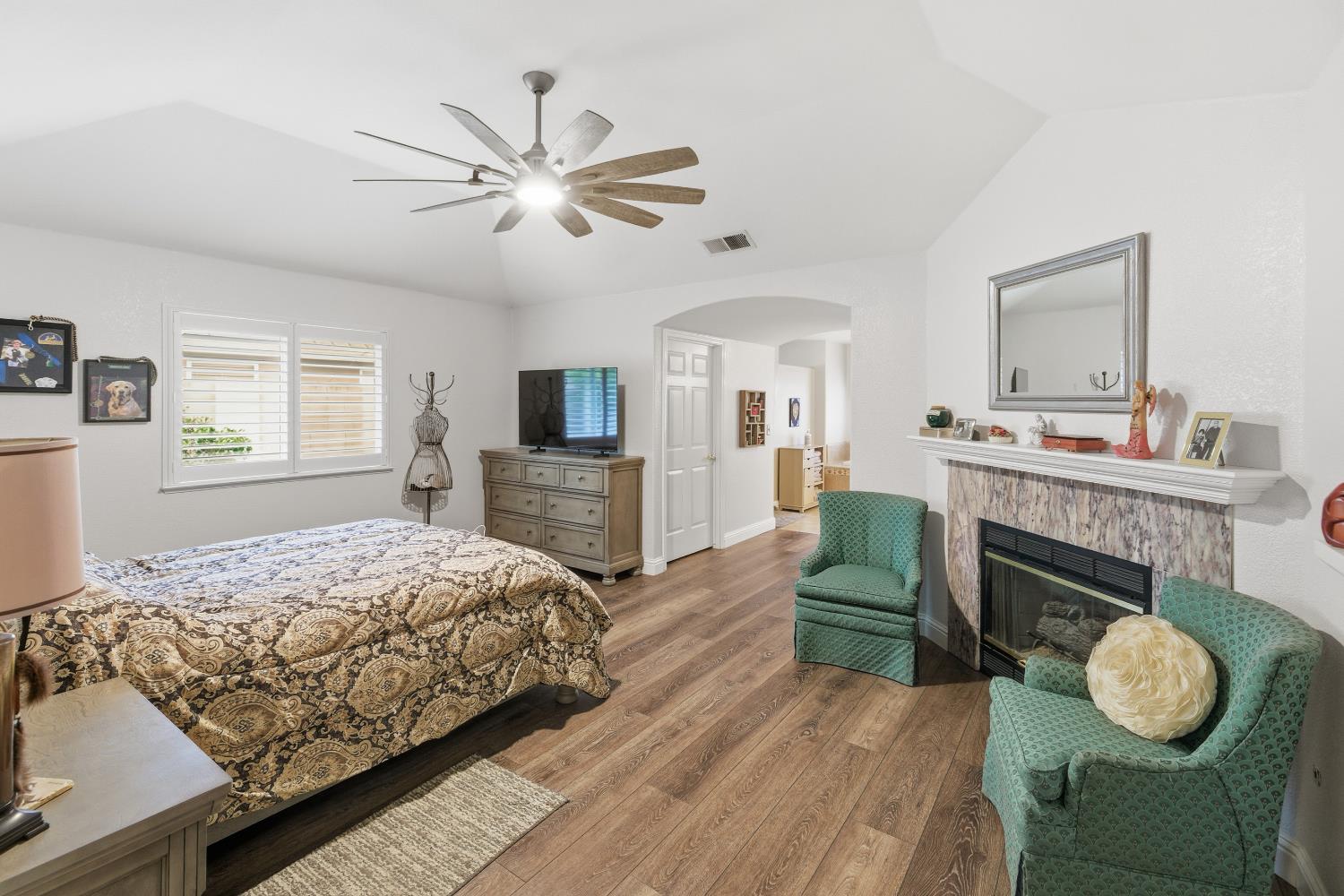 2651 19th Ave, Kingsburg, CA 93631