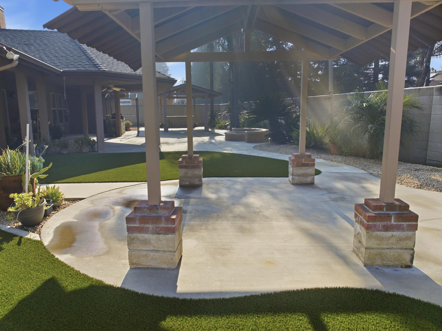 2651 19th Ave, Kingsburg, CA 93631