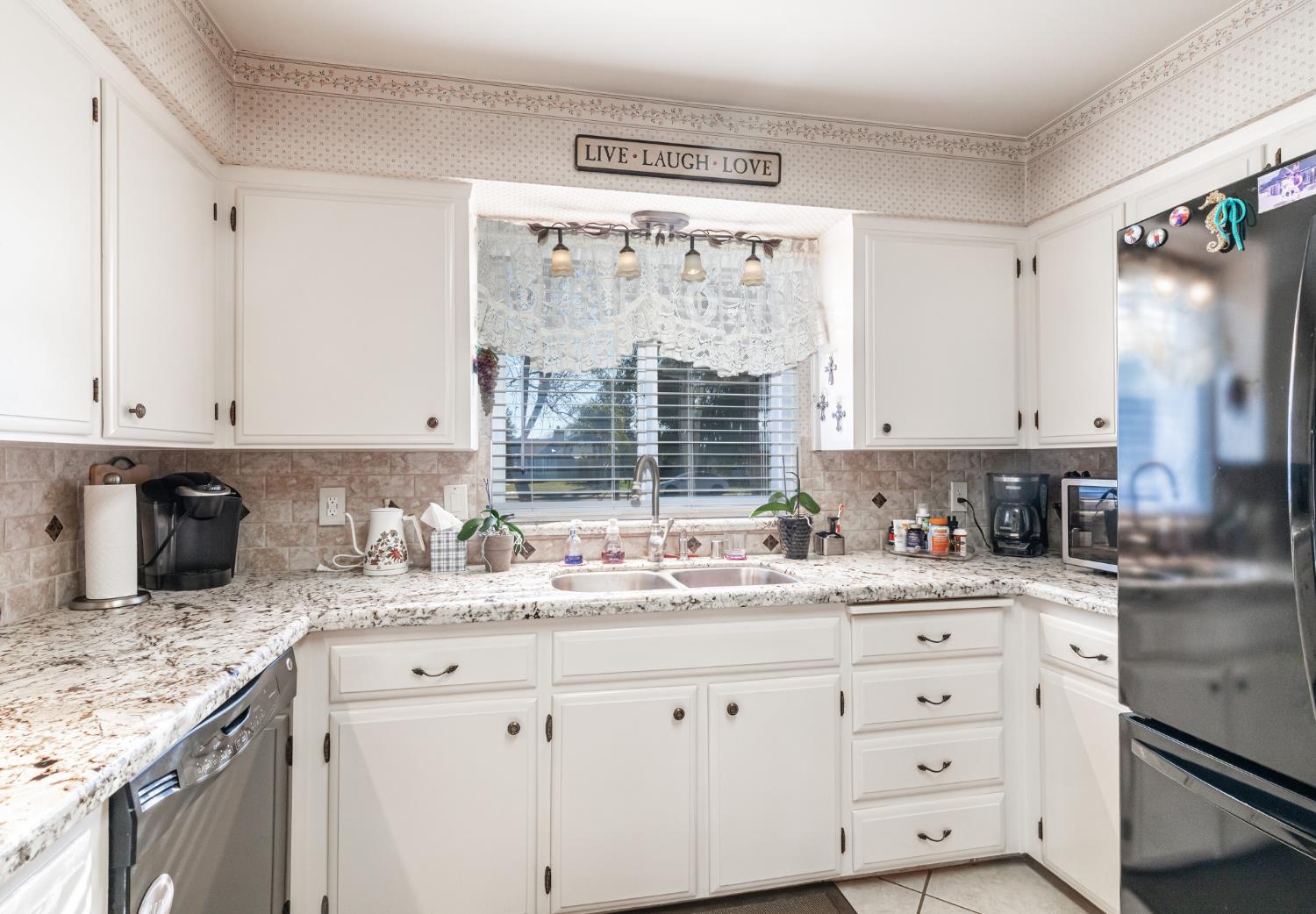 1707 Gettysburg Ave, Clovis, CA 93611