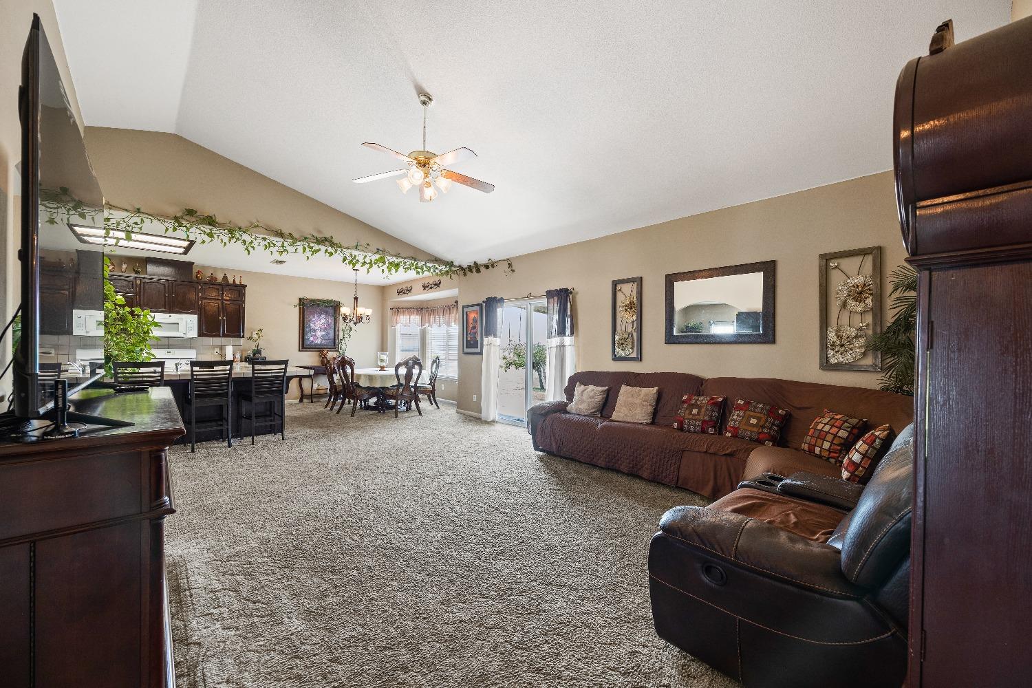 14193 W Mt Whitney Ave, Five Points, CA 93624