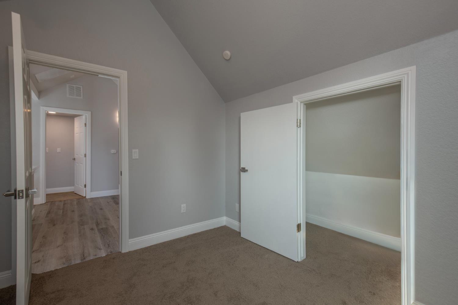 346 W Fremont Ave, Clovis, CA 93612