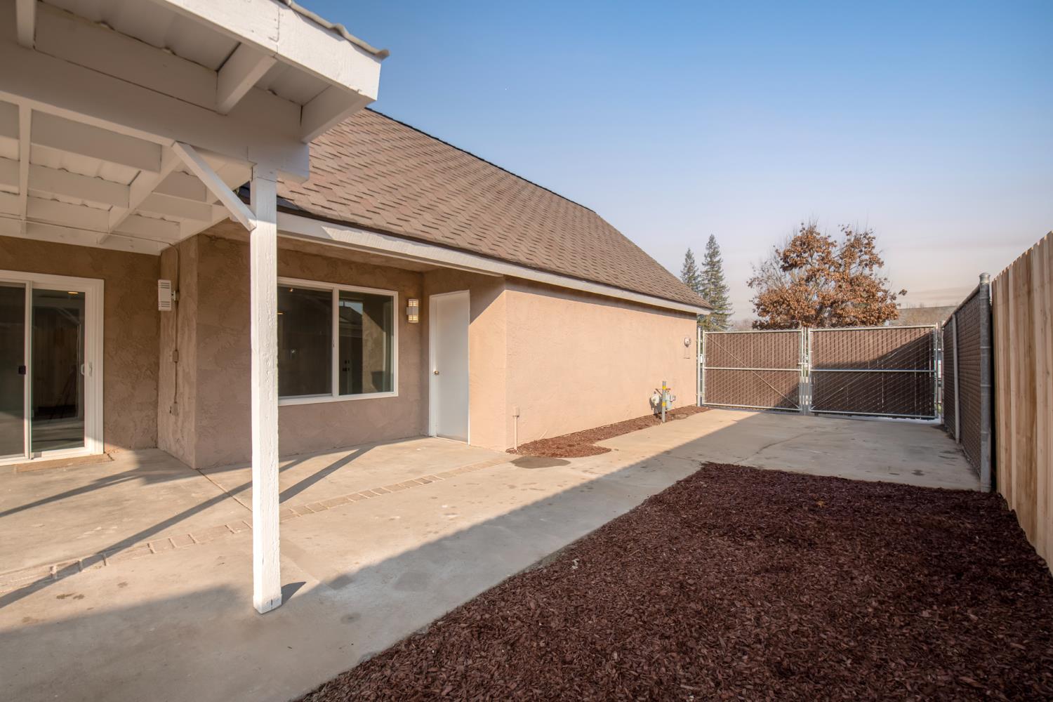 346 W Fremont Ave, Clovis, CA 93612