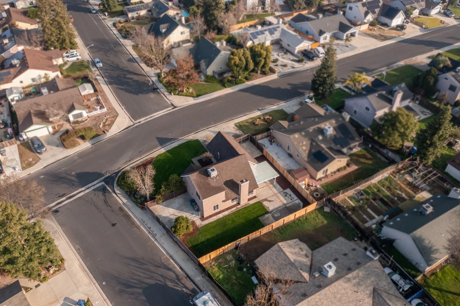 346 W Fremont Ave, Clovis, CA 93612