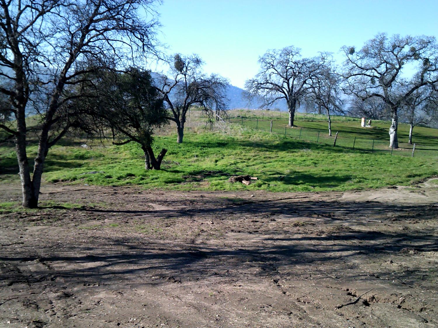 38949 Roundtree Ln, Yokuts Valley, CA 93675