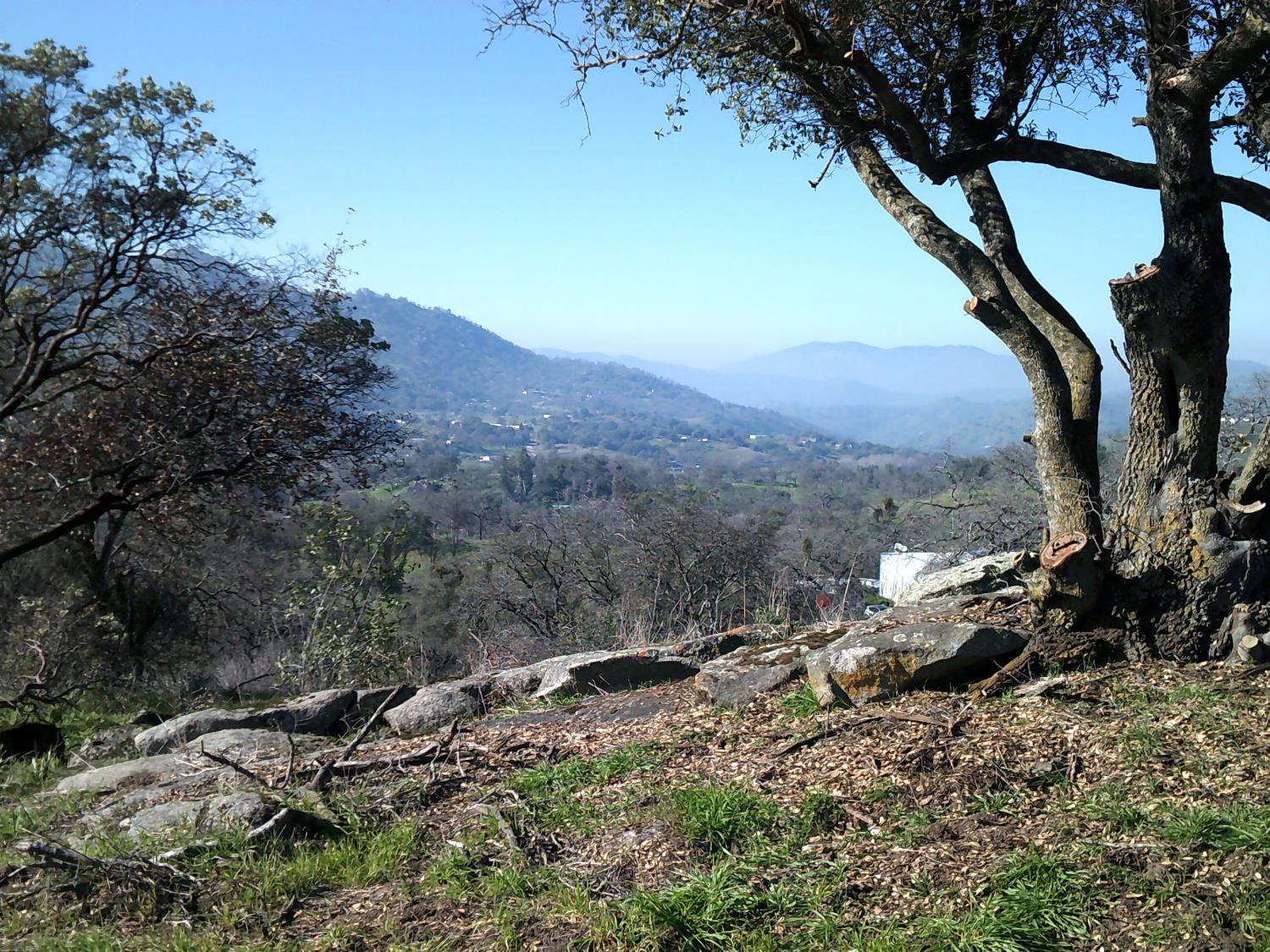 38949 Roundtree Ln, Yokuts Valley, CA 93675