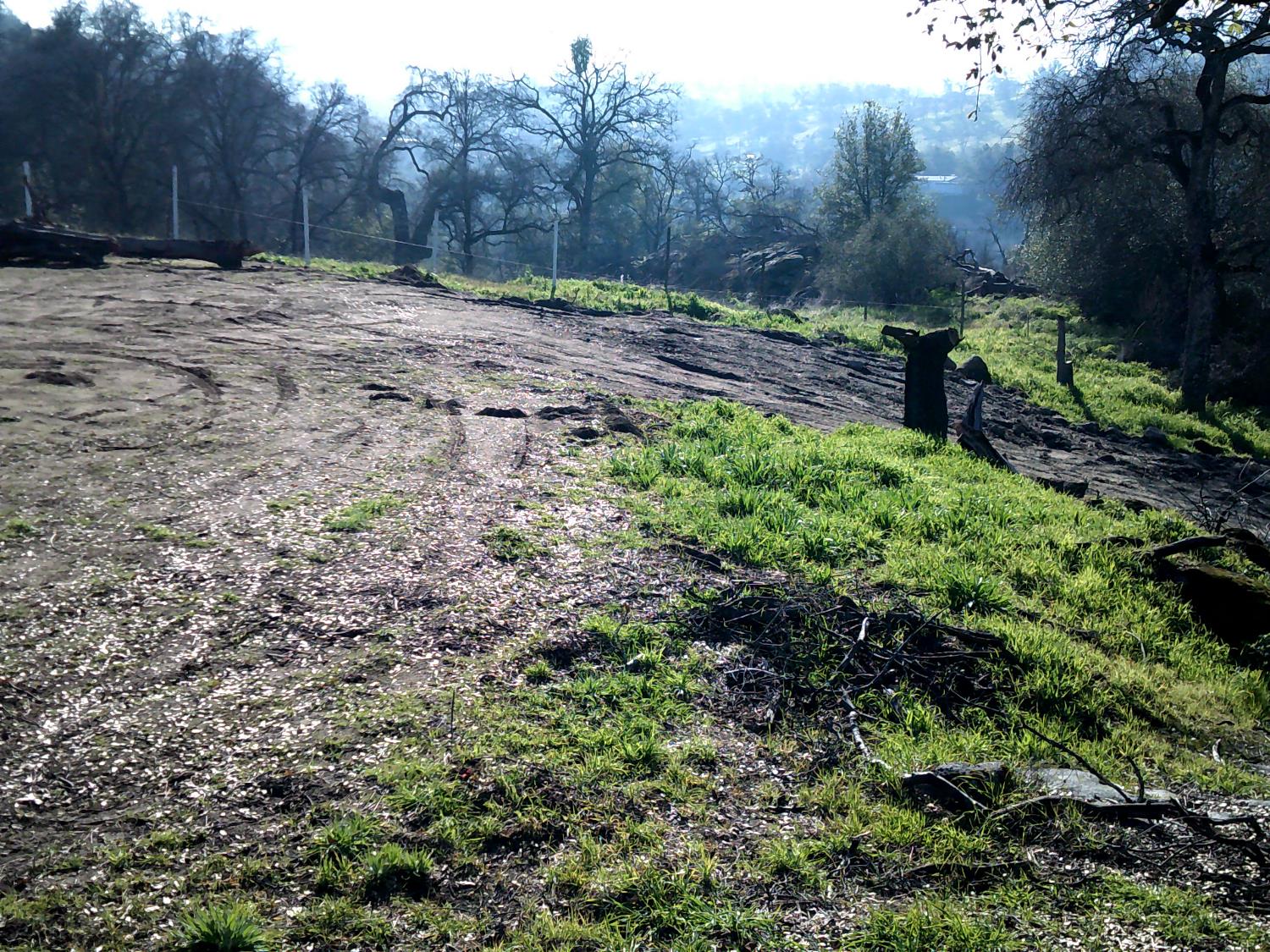 38949 Roundtree Ln, Yokuts Valley, CA 93675