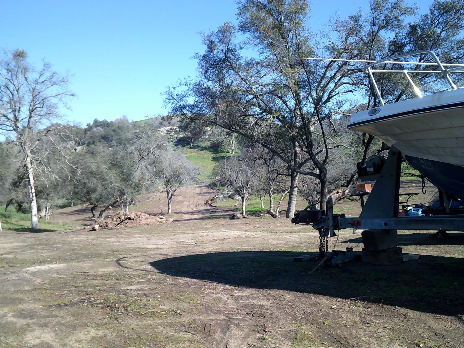 38949 Roundtree Ln, Yokuts Valley, CA 93675