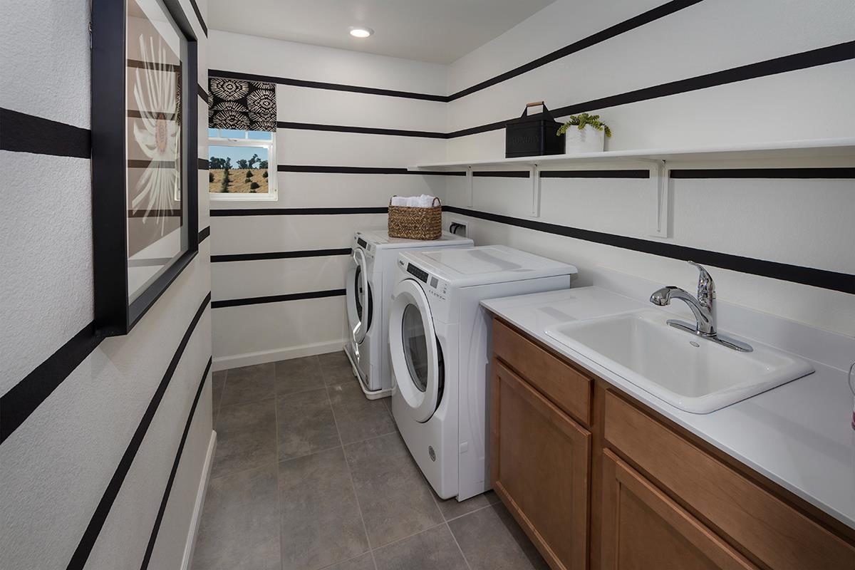 6542 E Madison Ave, Fresno, CA 93727