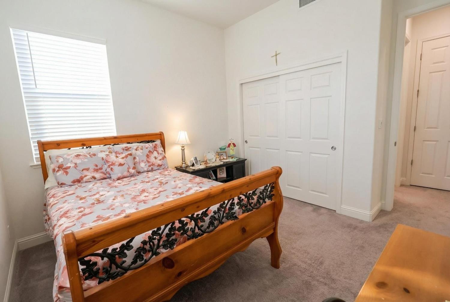 2051 Sierra Ave, Clovis, CA 93611