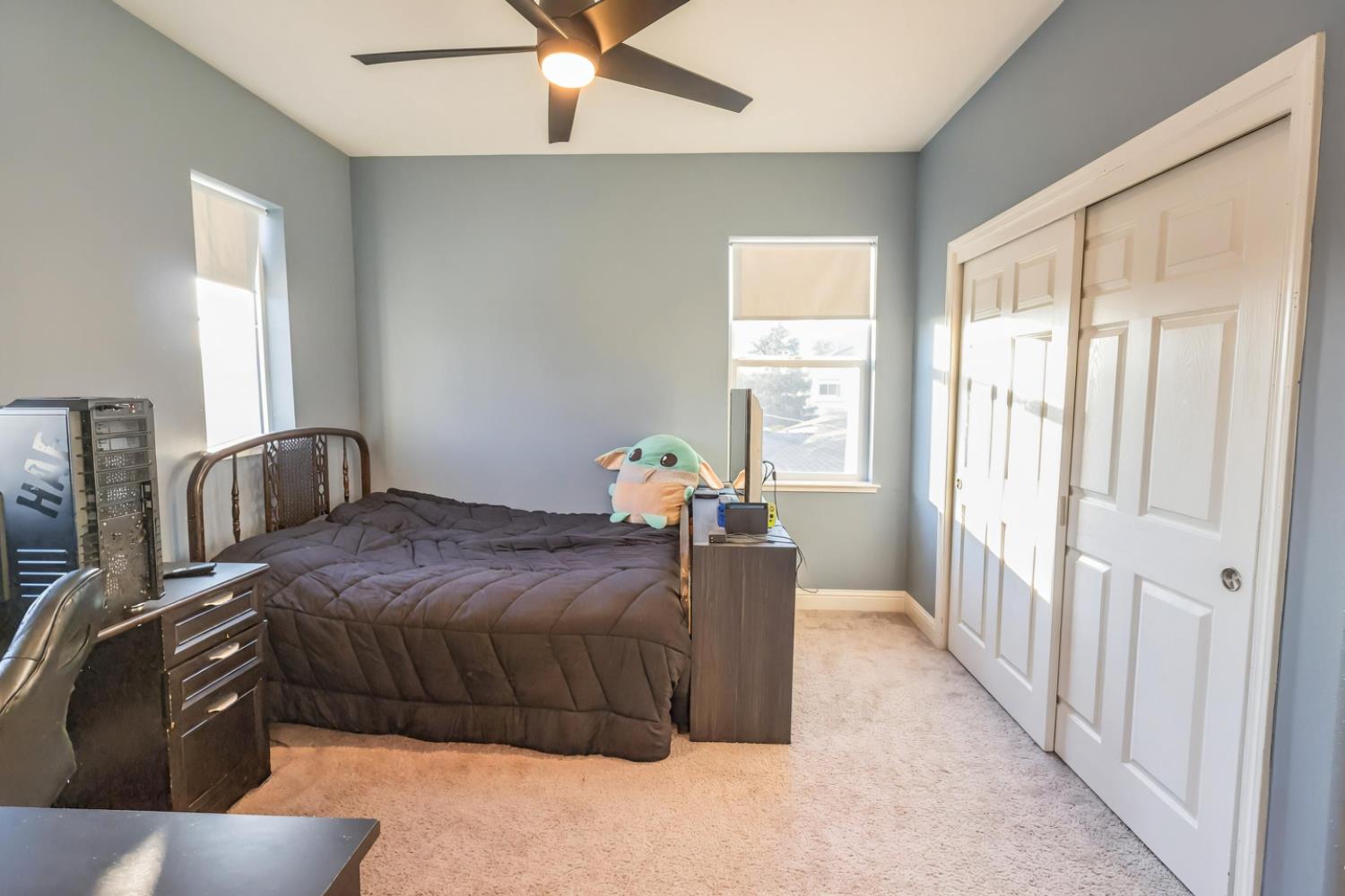 2051 Sierra Ave, Clovis, CA 93611