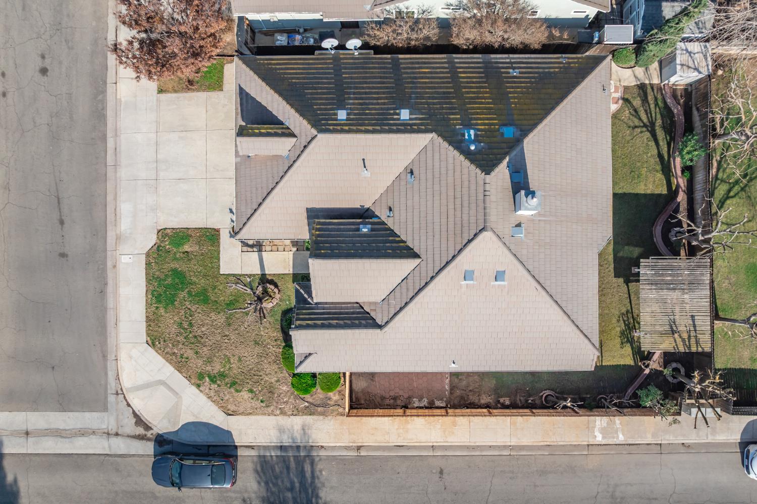 7210 N Laval, Fresno, CA 93720