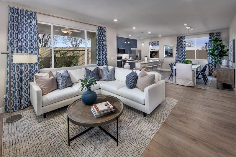 6534 E Madison Ave, Fresno, CA 93727