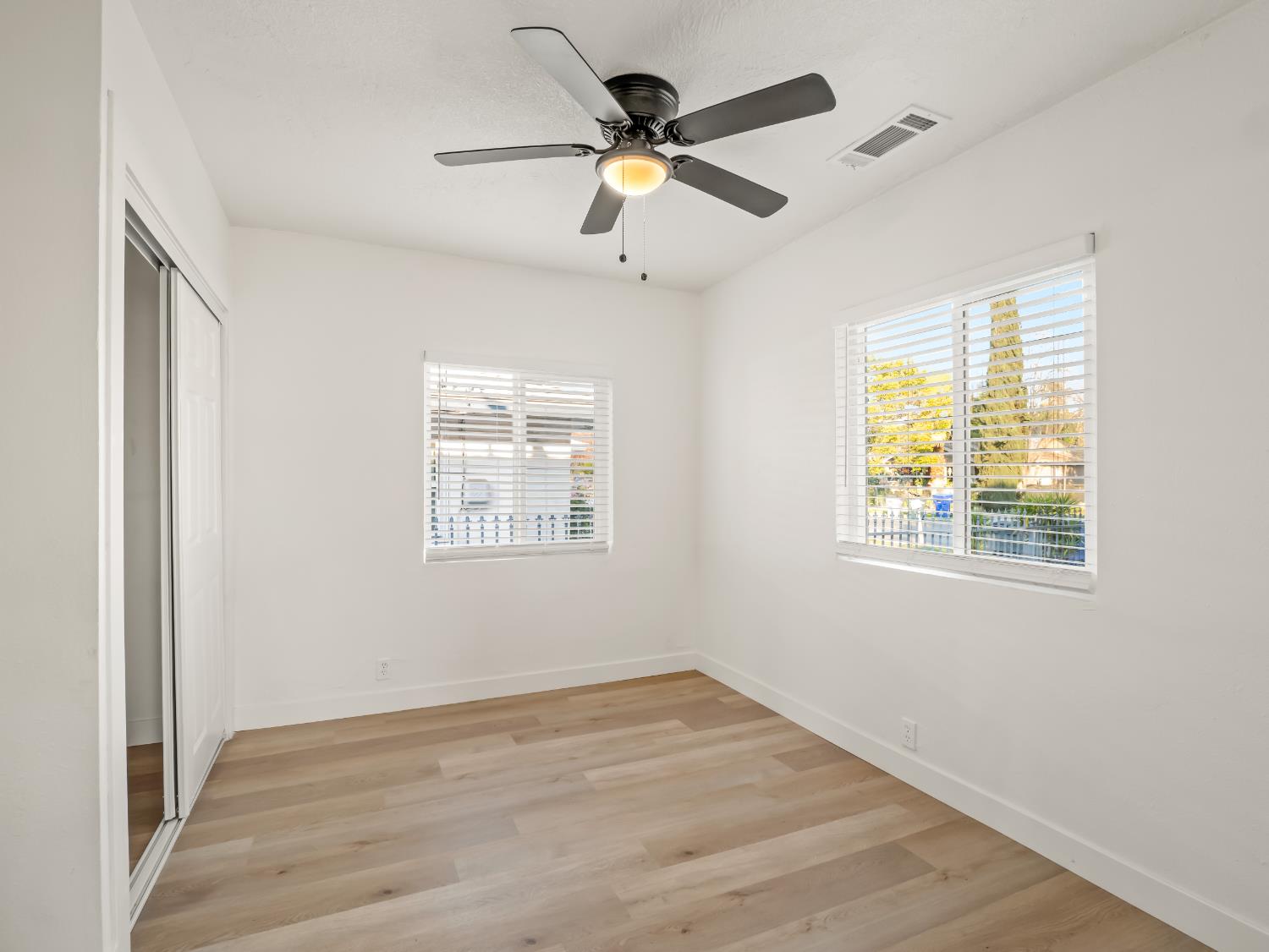 1628 Hazelwood, Fresno, CA 93702