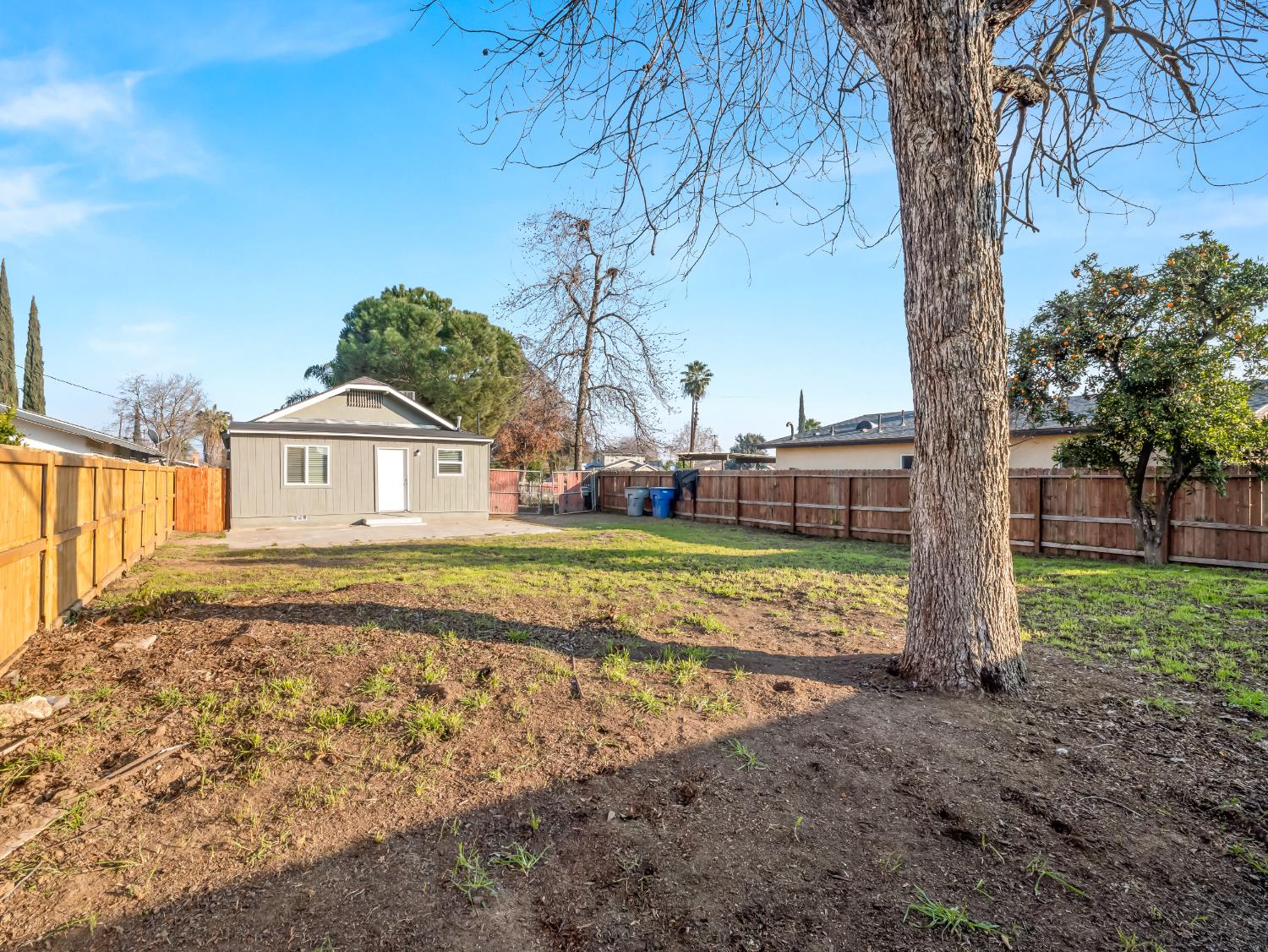 1628 Hazelwood, Fresno, CA 93702
