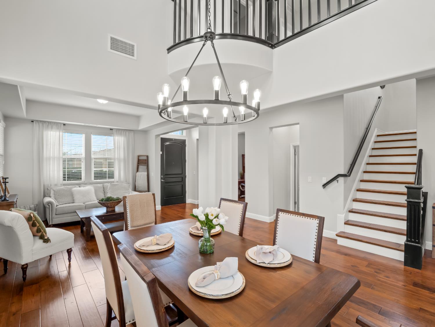 3664 Serena Ave, Clovis, CA 93619