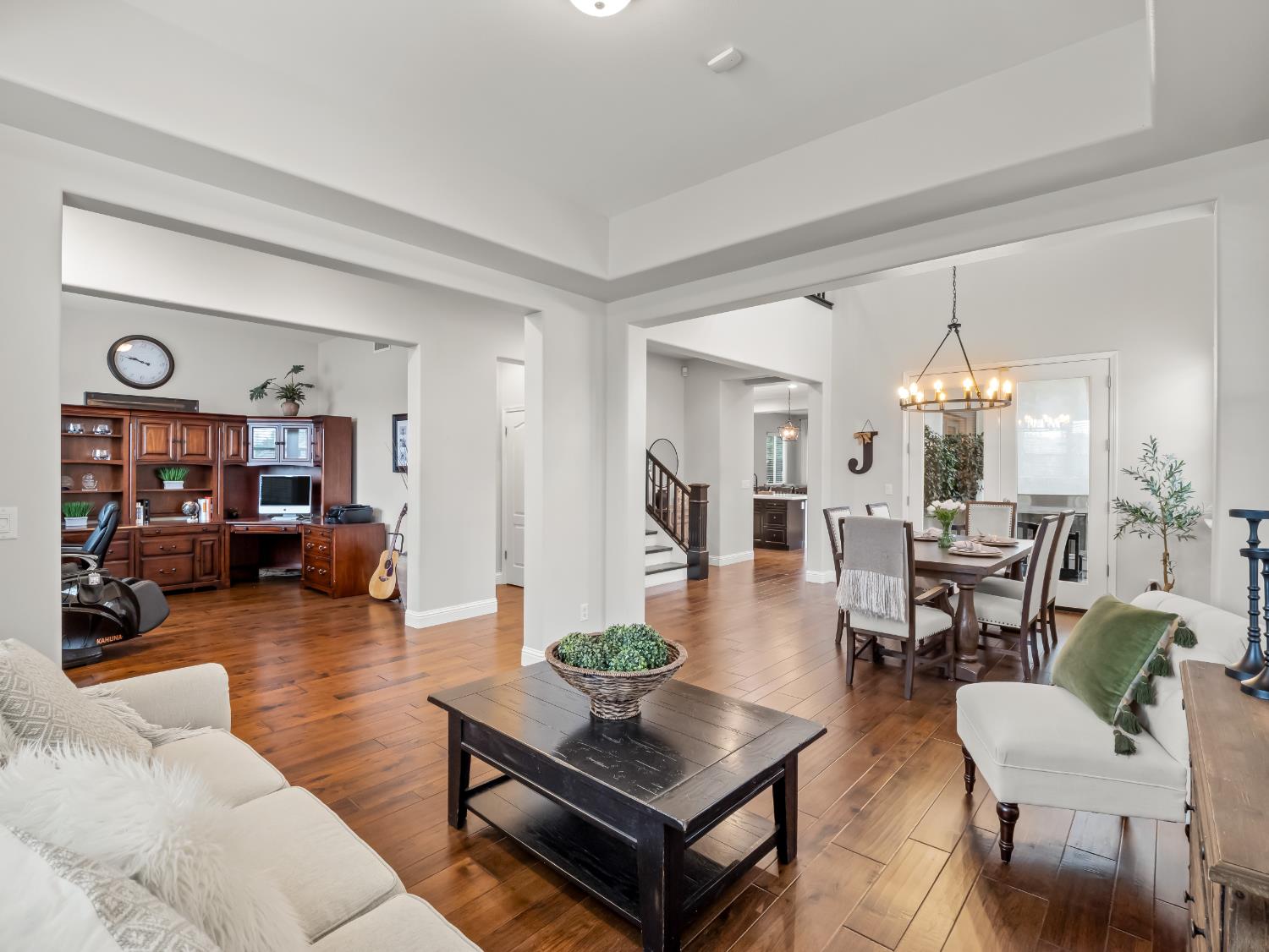 3664 Serena Ave, Clovis, CA 93619