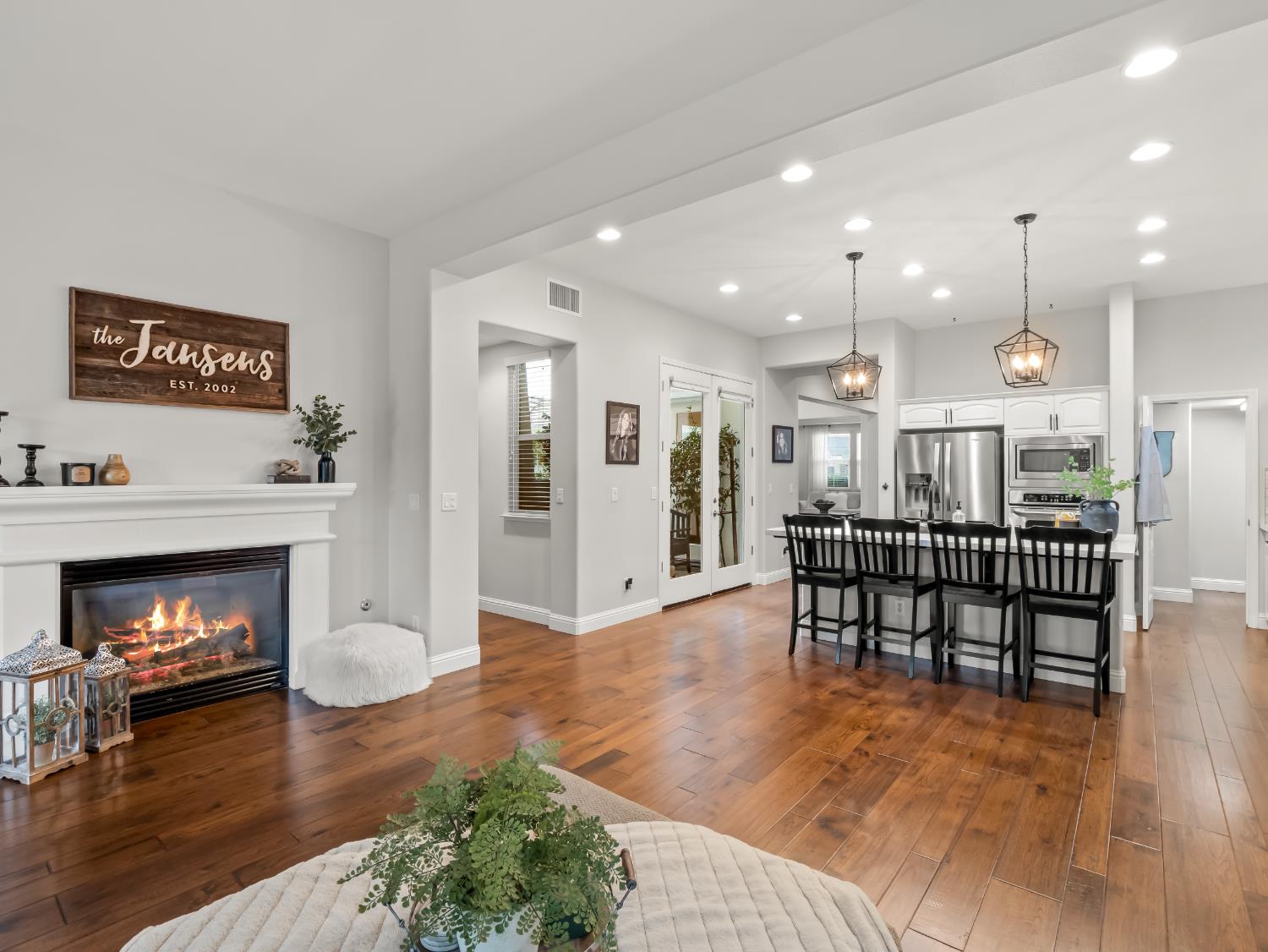 3664 Serena Ave, Clovis, CA 93619