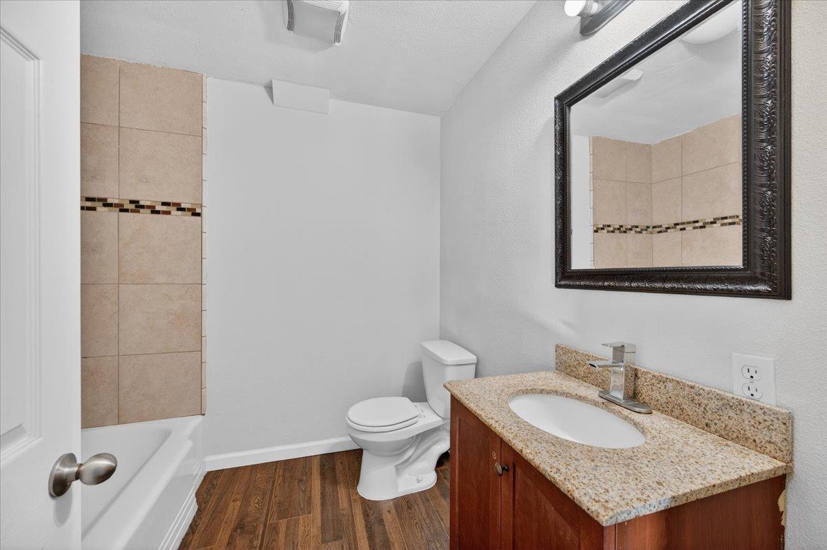 1524 W Fountain Way, Fresno, CA 93705