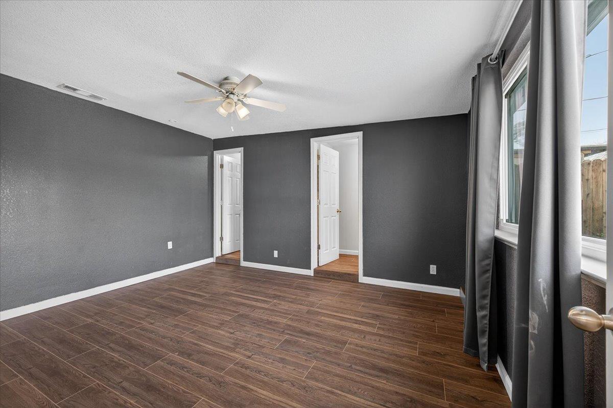 1524 W Fountain Way, Fresno, CA 93705